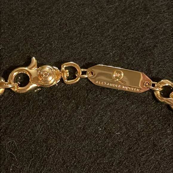 Alexander McQueen Gold Razor Blade Chain Bracelet - Picture 2 of 5
